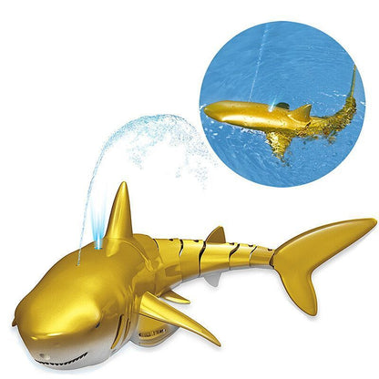 2.4G Remote Control Water Jet Shark Funny Water Spray Simulation Whale Animals Submarine Remote Control Fish